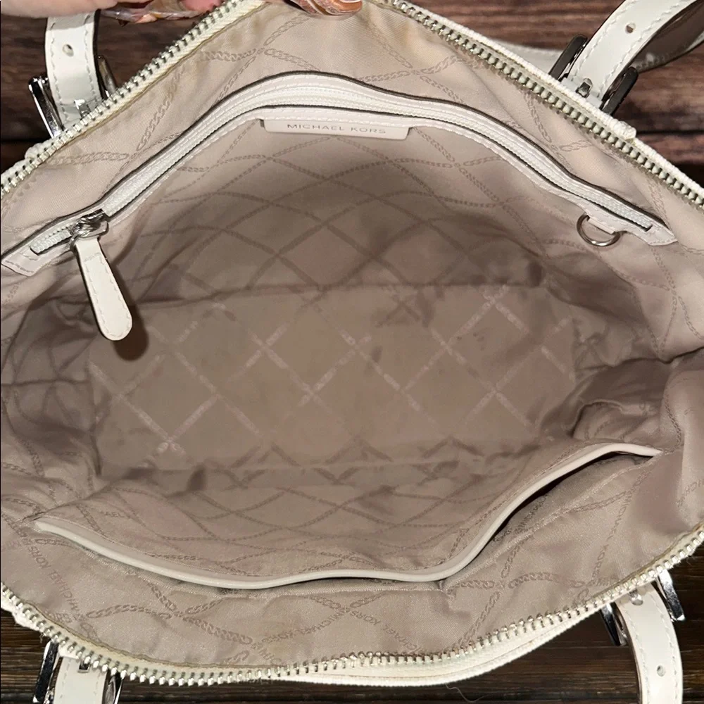 Michael Kors Charlotte Leather Logo Top-Zip Tote Bag in Optic White!
